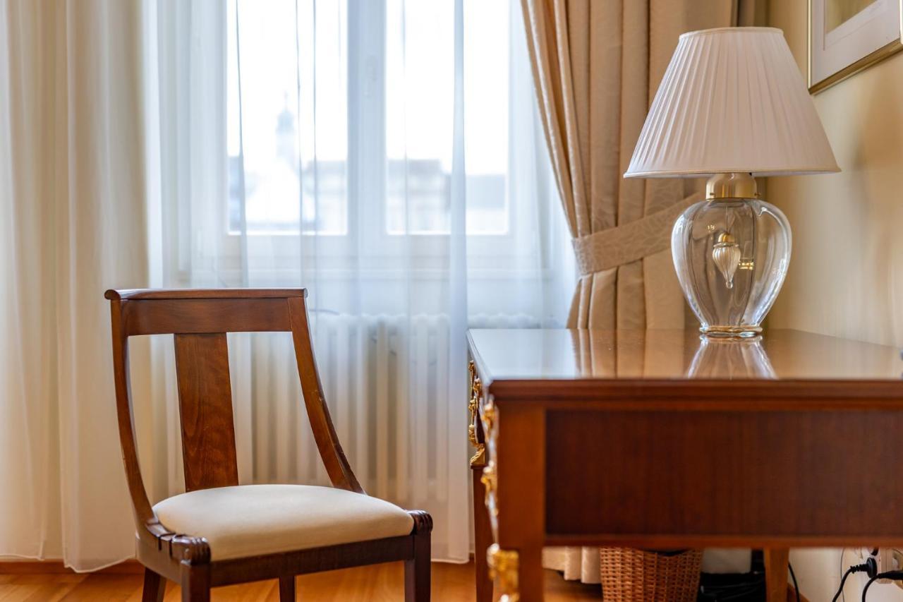Grandhotel Zvon Ceske Budejovice Luaran gambar