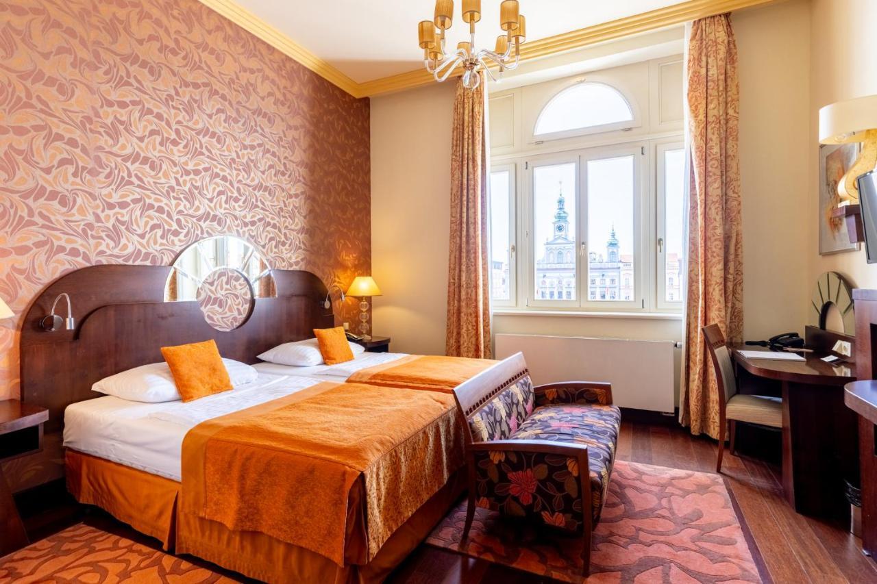 Grandhotel Zvon Ceske Budejovice Luaran gambar