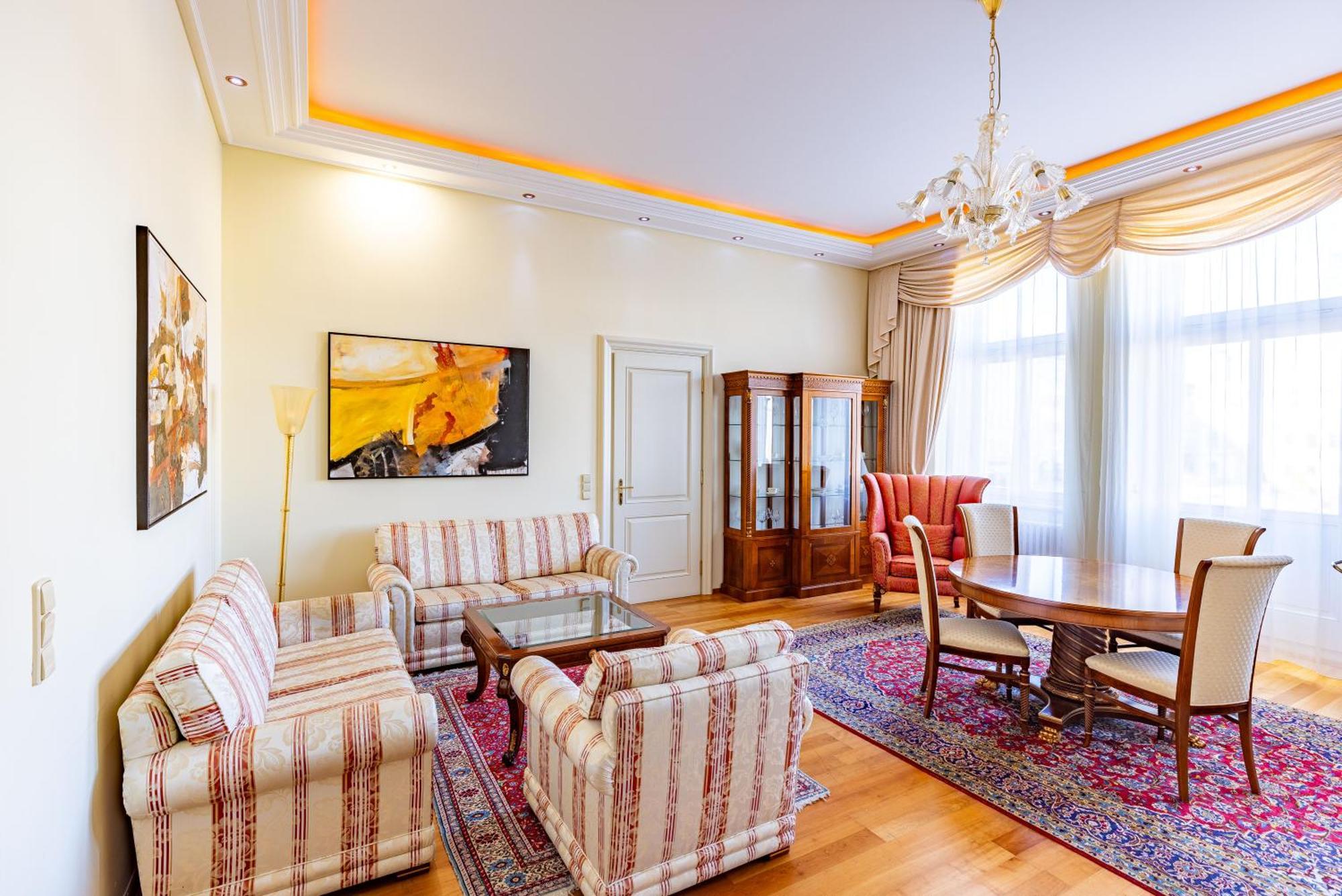 Grandhotel Zvon Ceske Budejovice Luaran gambar
