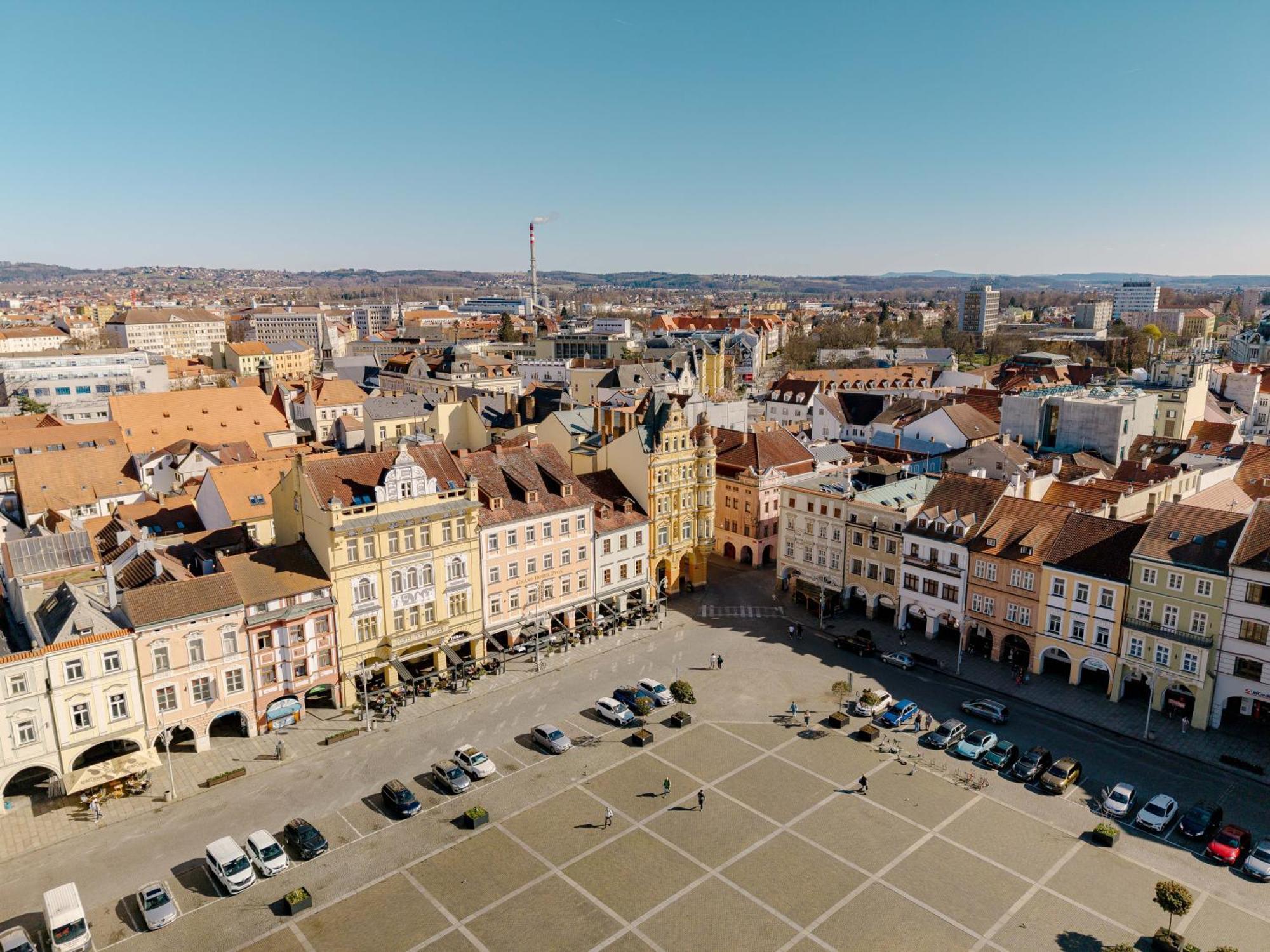 Grandhotel Zvon Ceske Budejovice Luaran gambar