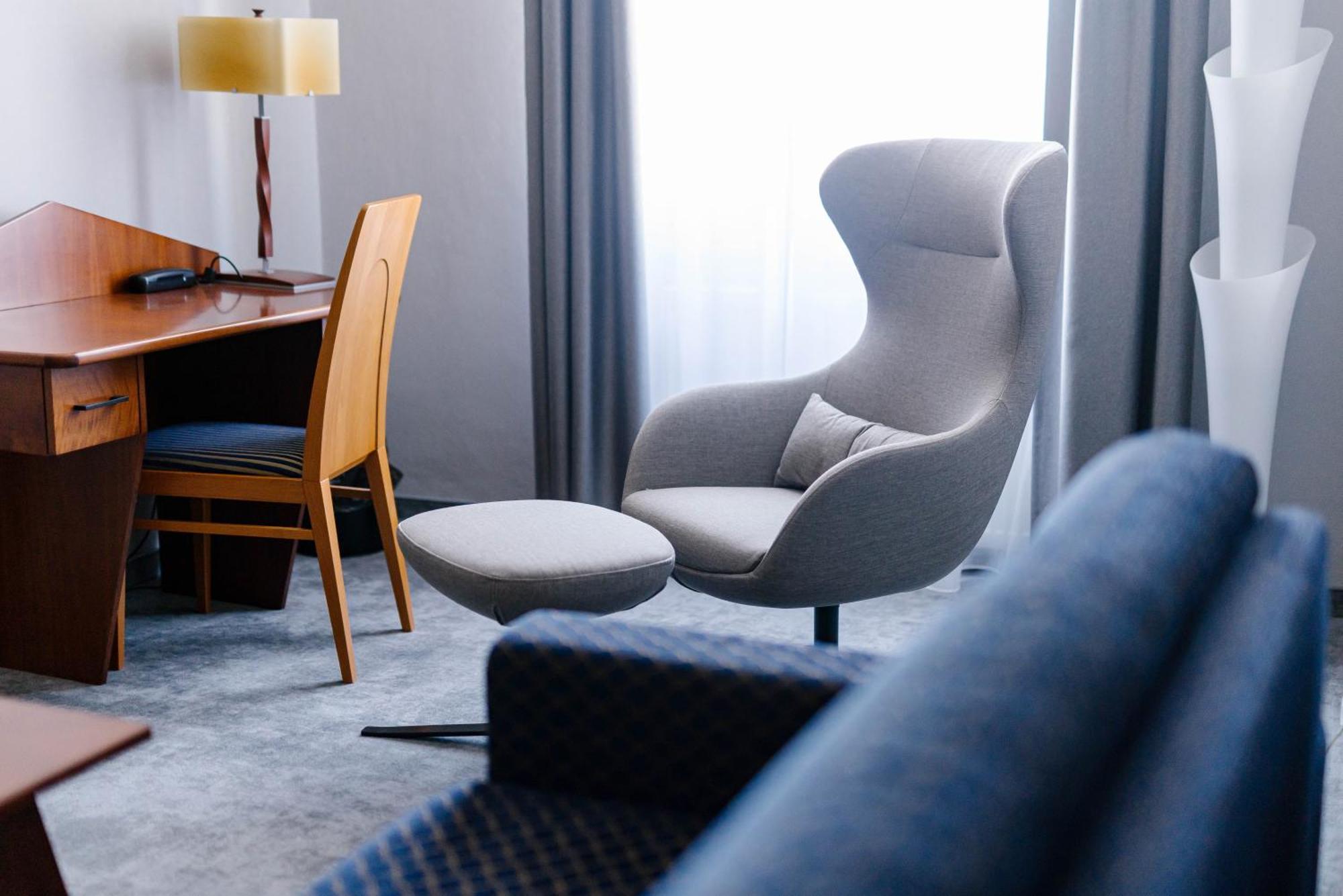 Grandhotel Zvon Ceske Budejovice Luaran gambar